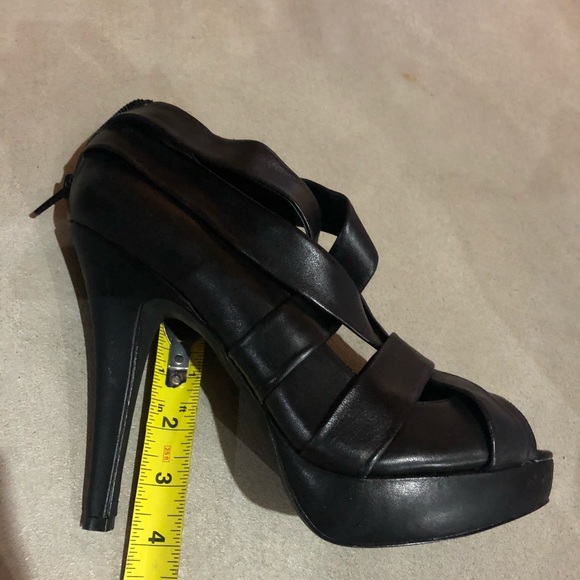 Black INC Heels - Picture 7 of 10